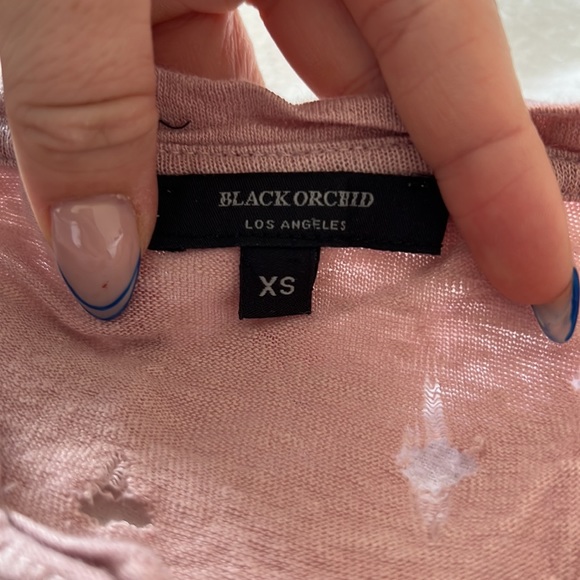 Distressed long sleeve top - Picture 2 of 3